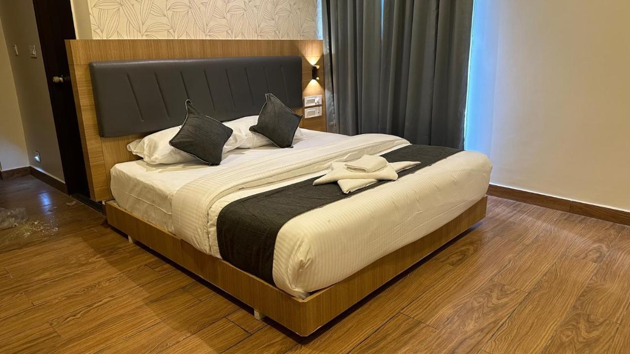 Kvp Golden Inn Tirupati Exterior foto